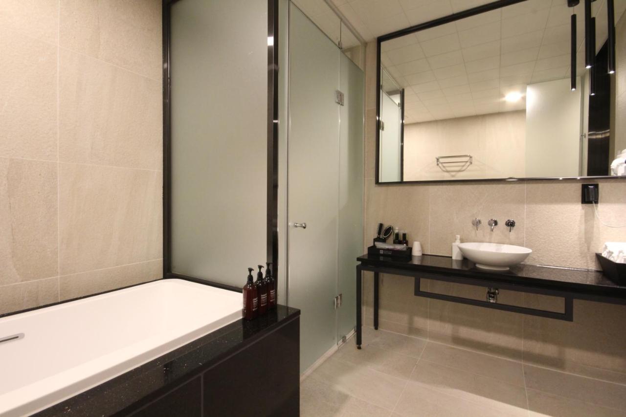 Hotel Eco Stay Чонджу Экстерьер фото
