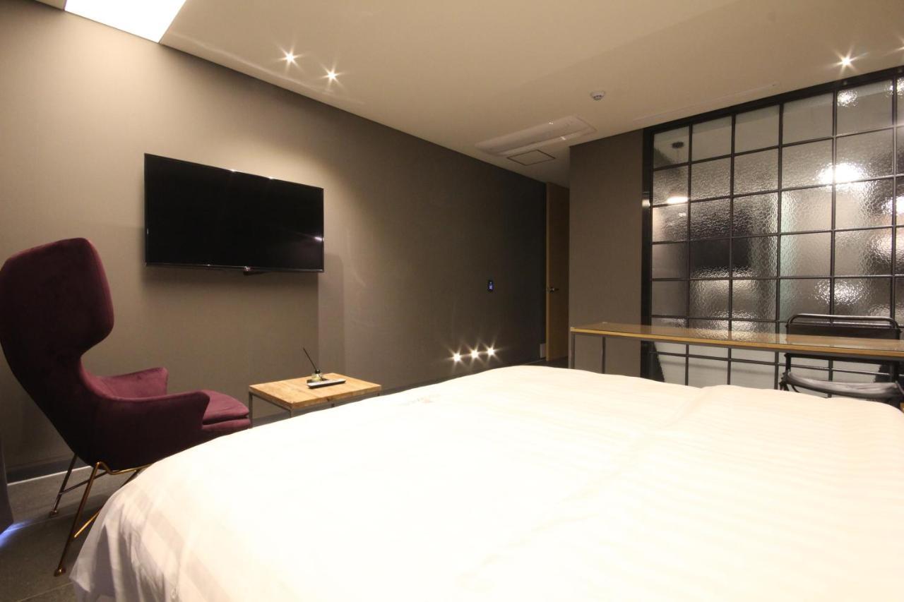 Hotel Eco Stay Чонджу Экстерьер фото