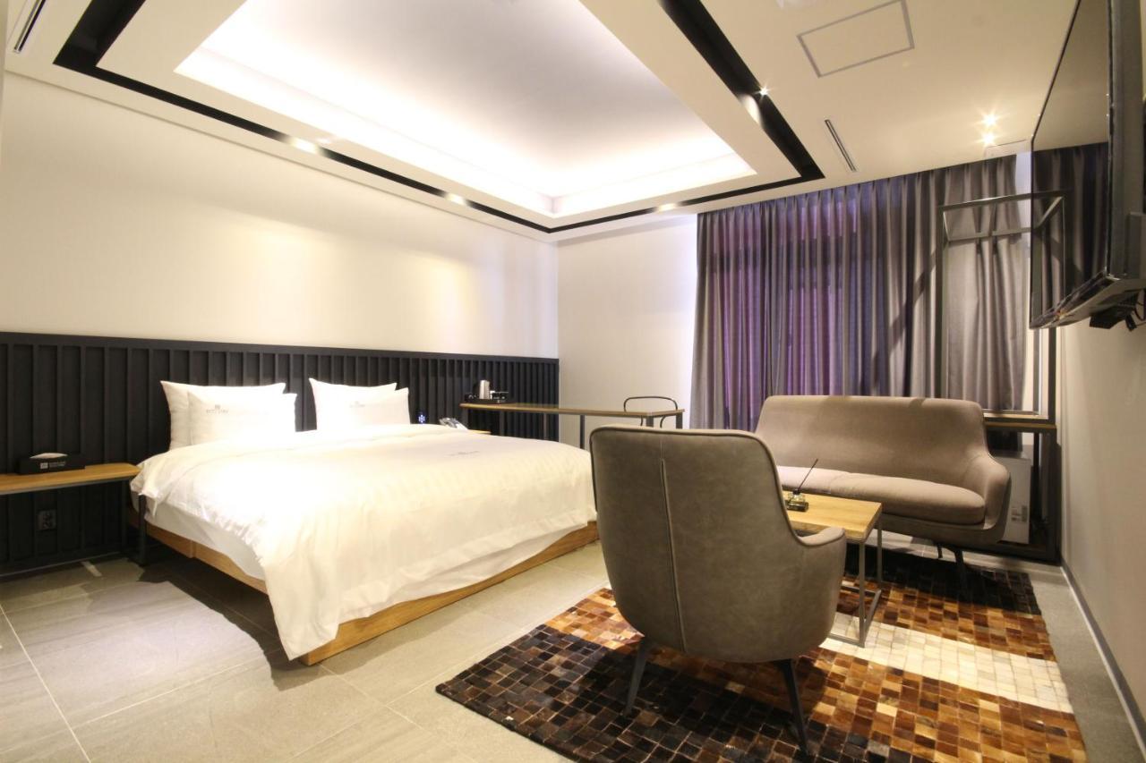 Hotel Eco Stay Чонджу Экстерьер фото